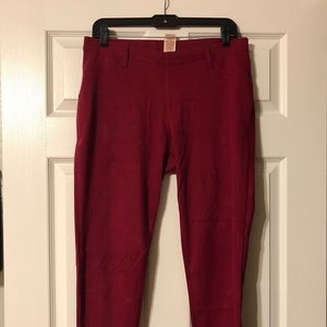 Maroon jeggings